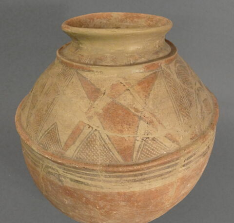 vase, image 3/4