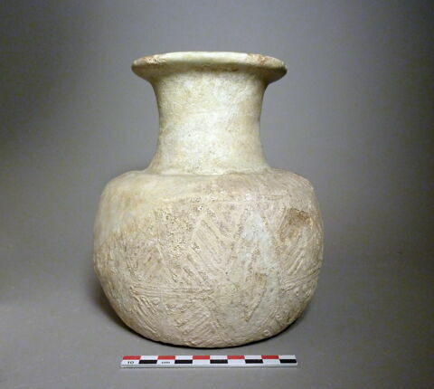 vase, image 1/1