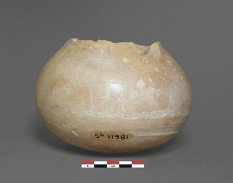 vase, image 1/1
