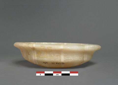 vase, image 1/1