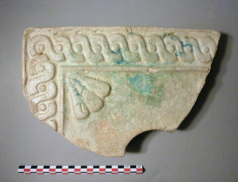 plaque  ; revêtement décoratif  ; carreau d'applique, image 1/1