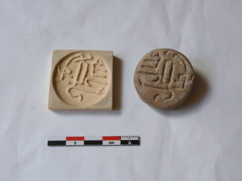 cachet, image 1/1
