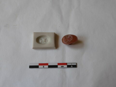 cachet, image 1/1