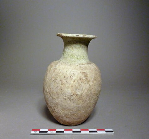 vase, image 1/1