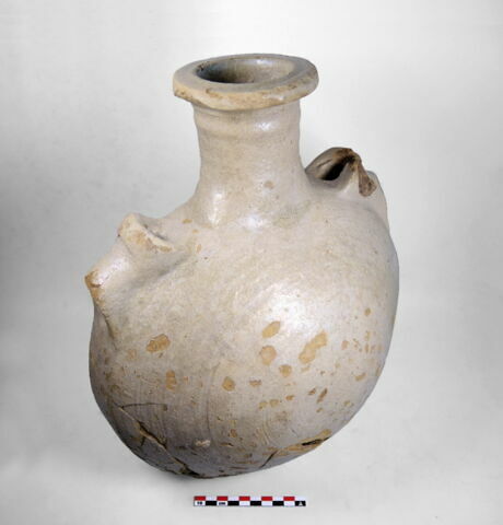 vase, image 2/5