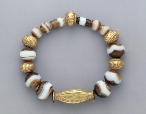 collier, image 1/1