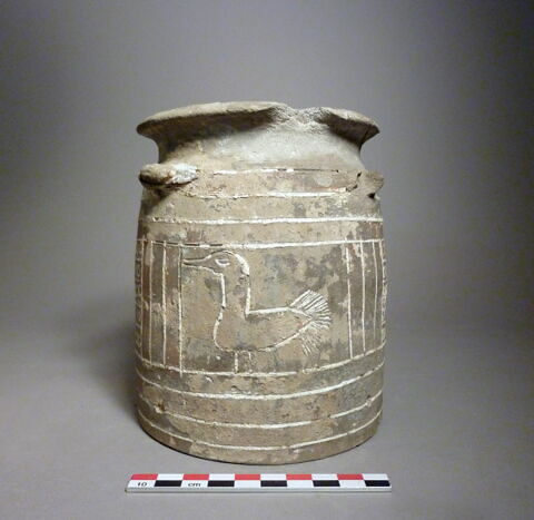 vase, image 1/3
