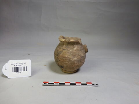vase, image 1/2