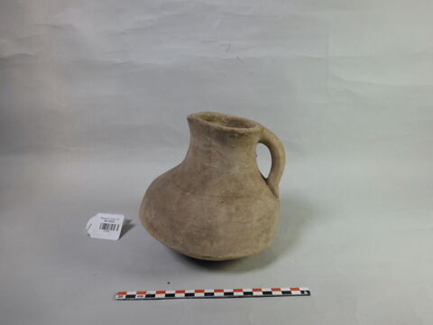 vase, image 1/2