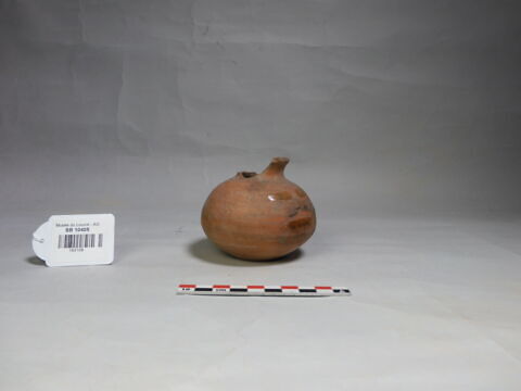 vase, image 1/2