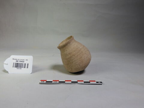vase, image 1/2
