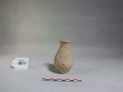 vase, image 1/2