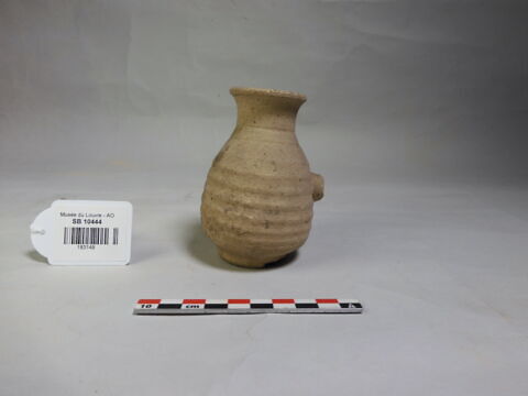 vase, image 1/2