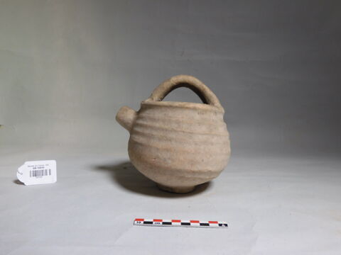 vase, image 1/2