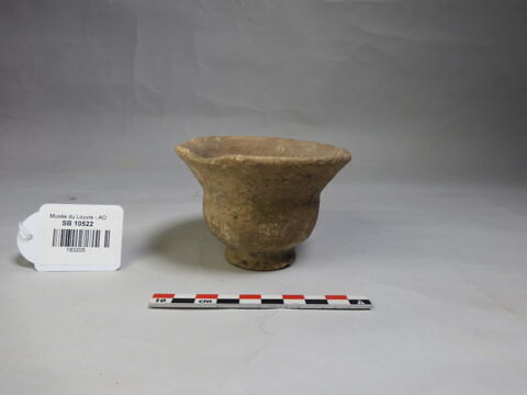 vase, image 1/2