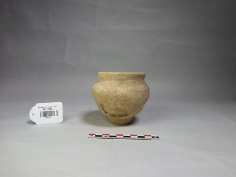 vase, image 1/2