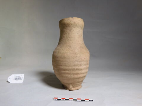 vase, image 1/2