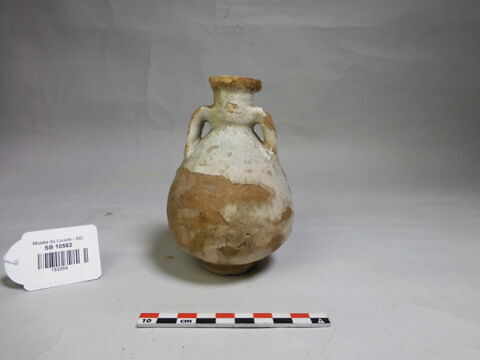vase, image 1/2