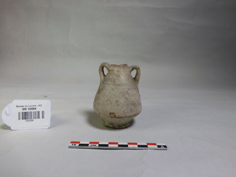 vase, image 1/2