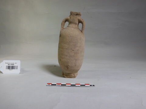vase, image 1/2