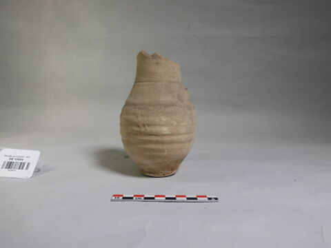 vase, image 1/2