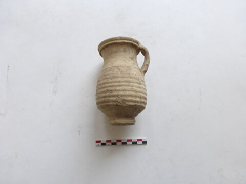 vase, image 2/2