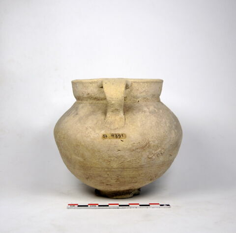 vase, image 2/2