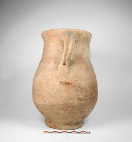 vase, image 2/2