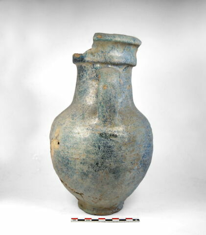 vase, image 2/2