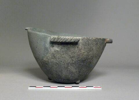 vase, image 1/2
