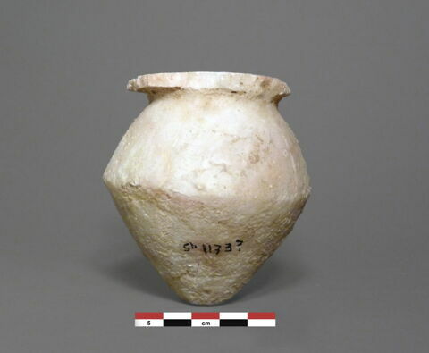 vase, image 1/1