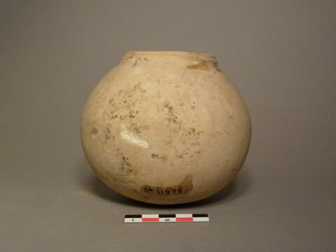 vase, image 1/1