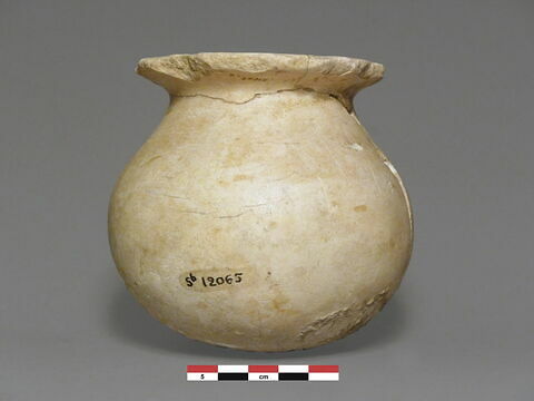 vase, image 1/1