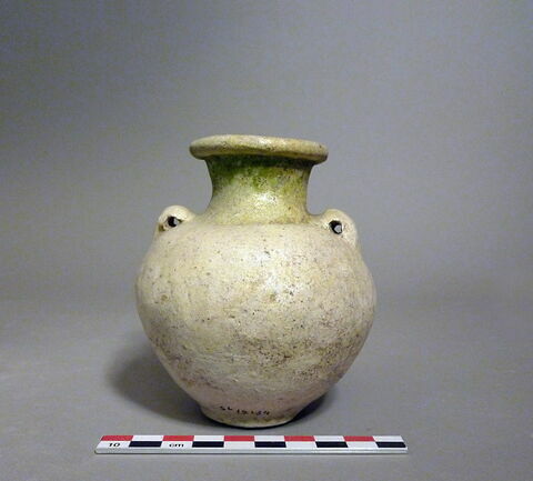 vase, image 1/1