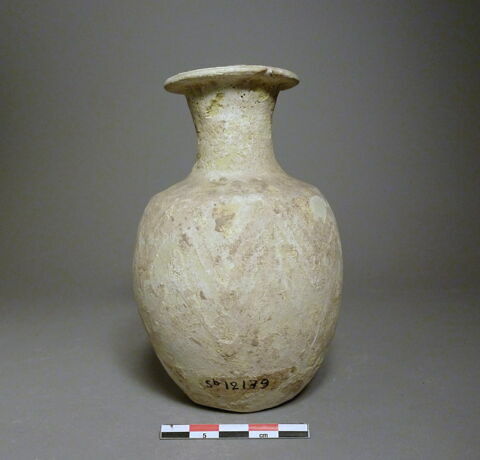 vase, image 1/1