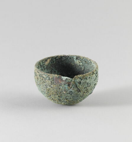 vase, image 2/2
