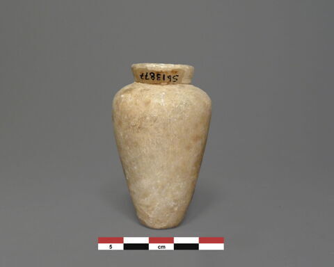 vase, image 1/1