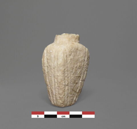 vase, image 1/1