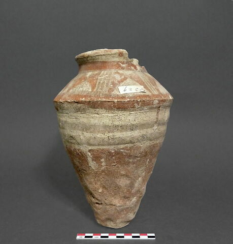 vase, image 1/1