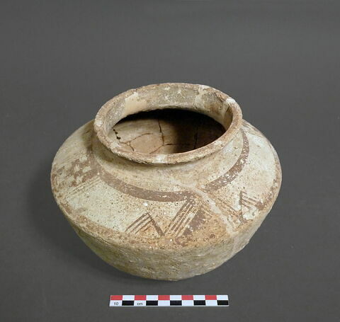 vase, image 1/2