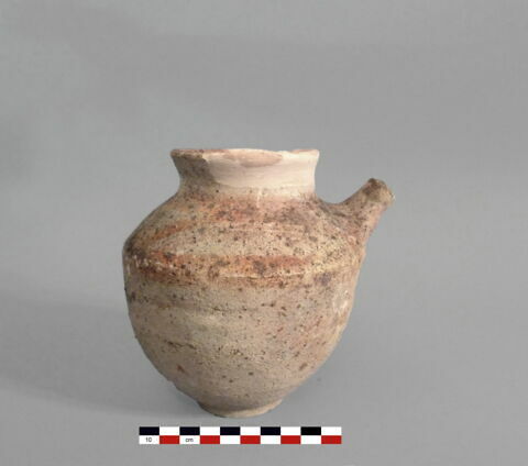 vase, image 1/1