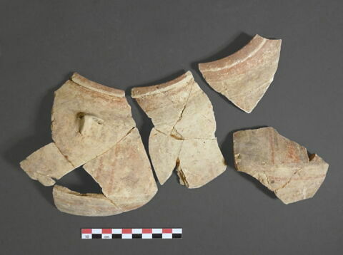 vase, image 1/1