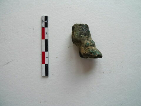 élément de figurine  ; figurine  ; pied de meuble, image 1/1