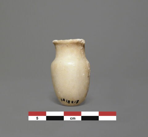 vase, image 1/1