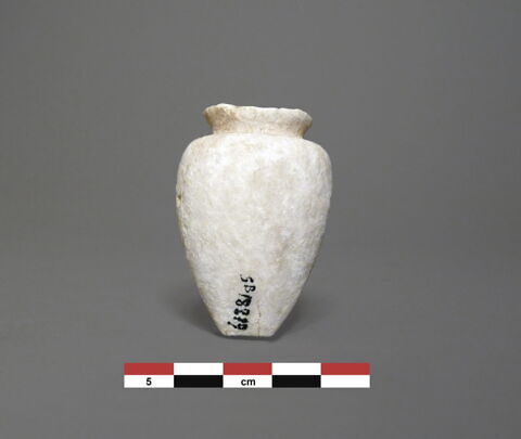 vase, image 1/1