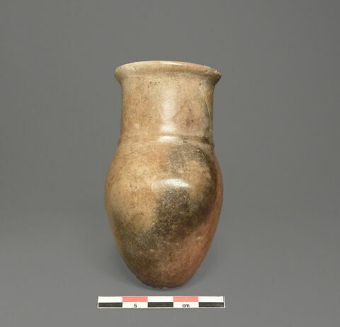 vase, image 2/3