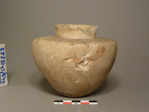 vase, image 1/2