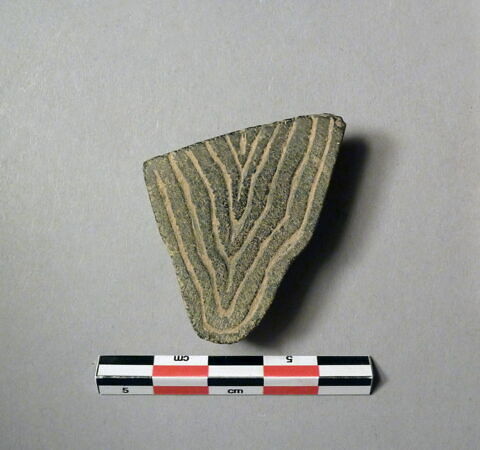 vase  ; incrustation de meuble, image 1/2