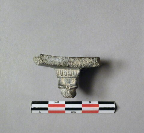 vase, image 2/3