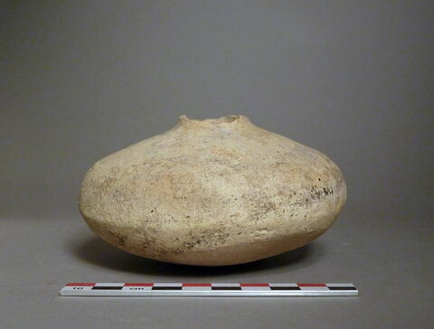 vase, image 1/1